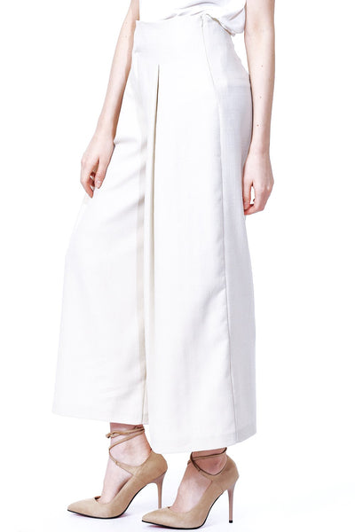 Pleated Capri Pants