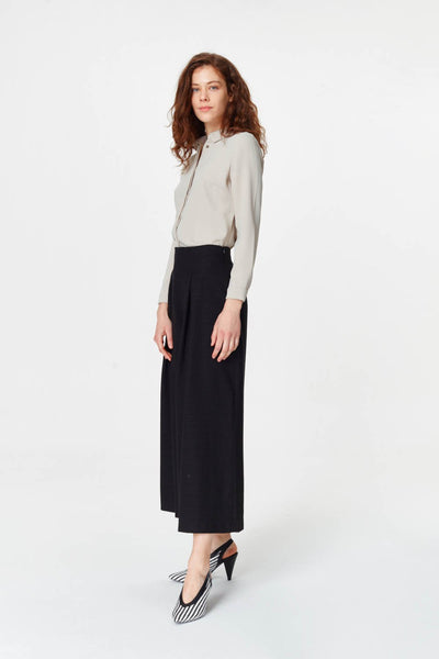 Pleated Capri Pants